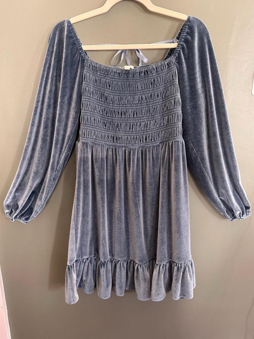 LC Lauren Conrad Blue Velvet Smocked Knee Length Dress Size S